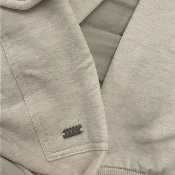 Matching Set - Picture 8 of 8